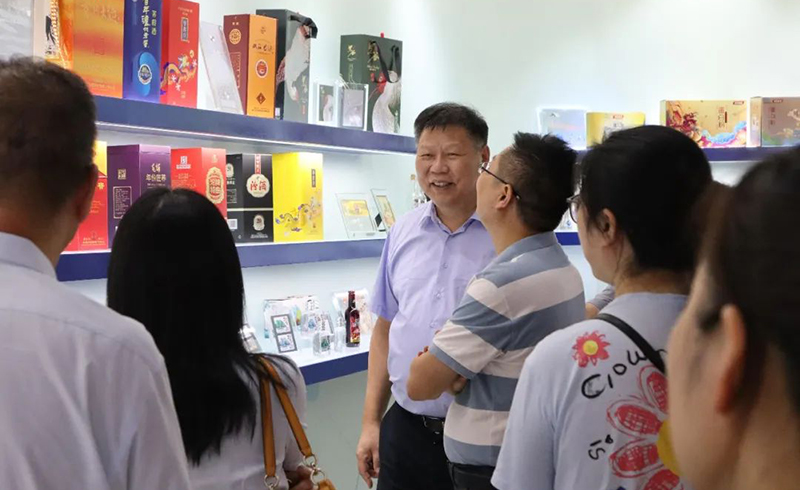 浙江中烟莅临黑卡技术交流会-浙江zoty中欧,zoty中欧官网,zoty中欧官方app下载,zoty中欧官方网站激光科技股份有限公司